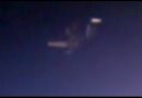 Трансляцию с камеры МКС прервало НЛО.